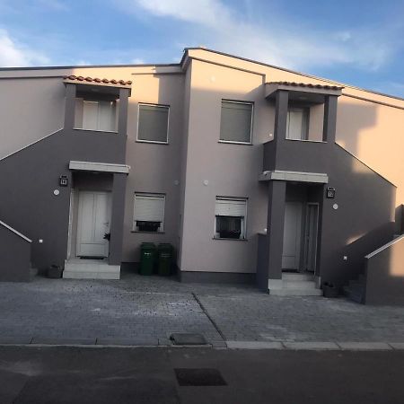 Apartman Petra 2 Vir Exterior foto