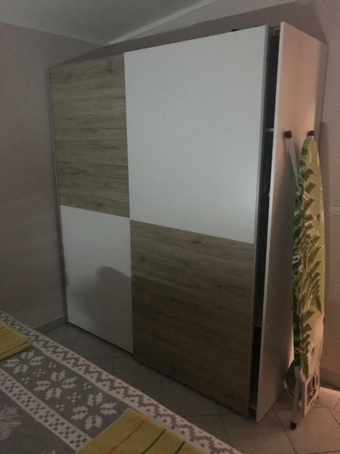 Apartman Petra 2 Vir Exterior foto